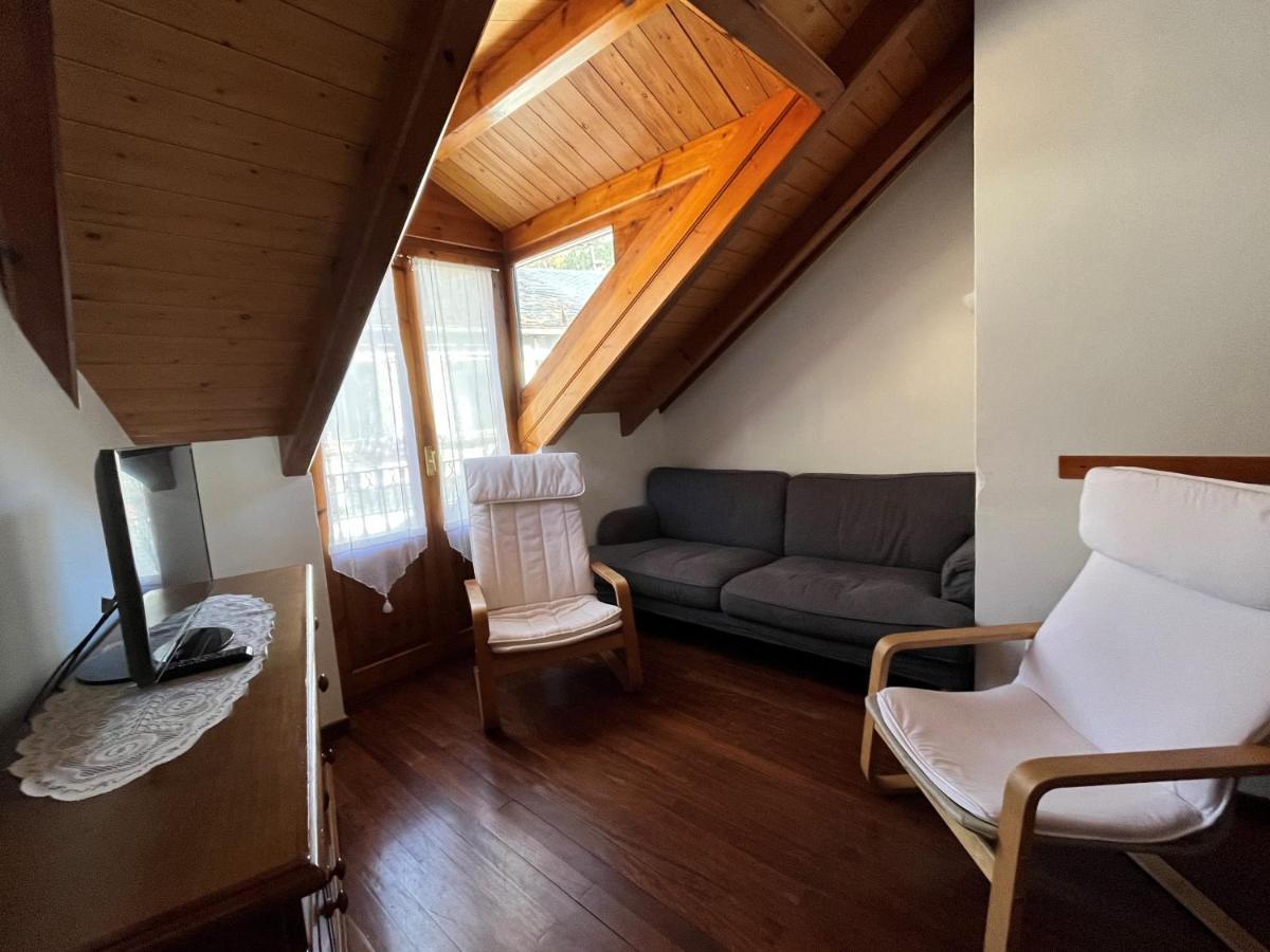 Casa Damian Del Baile Apartamentos Benasque Exterior foto